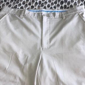 Mens light weight FootJoy golf shorts